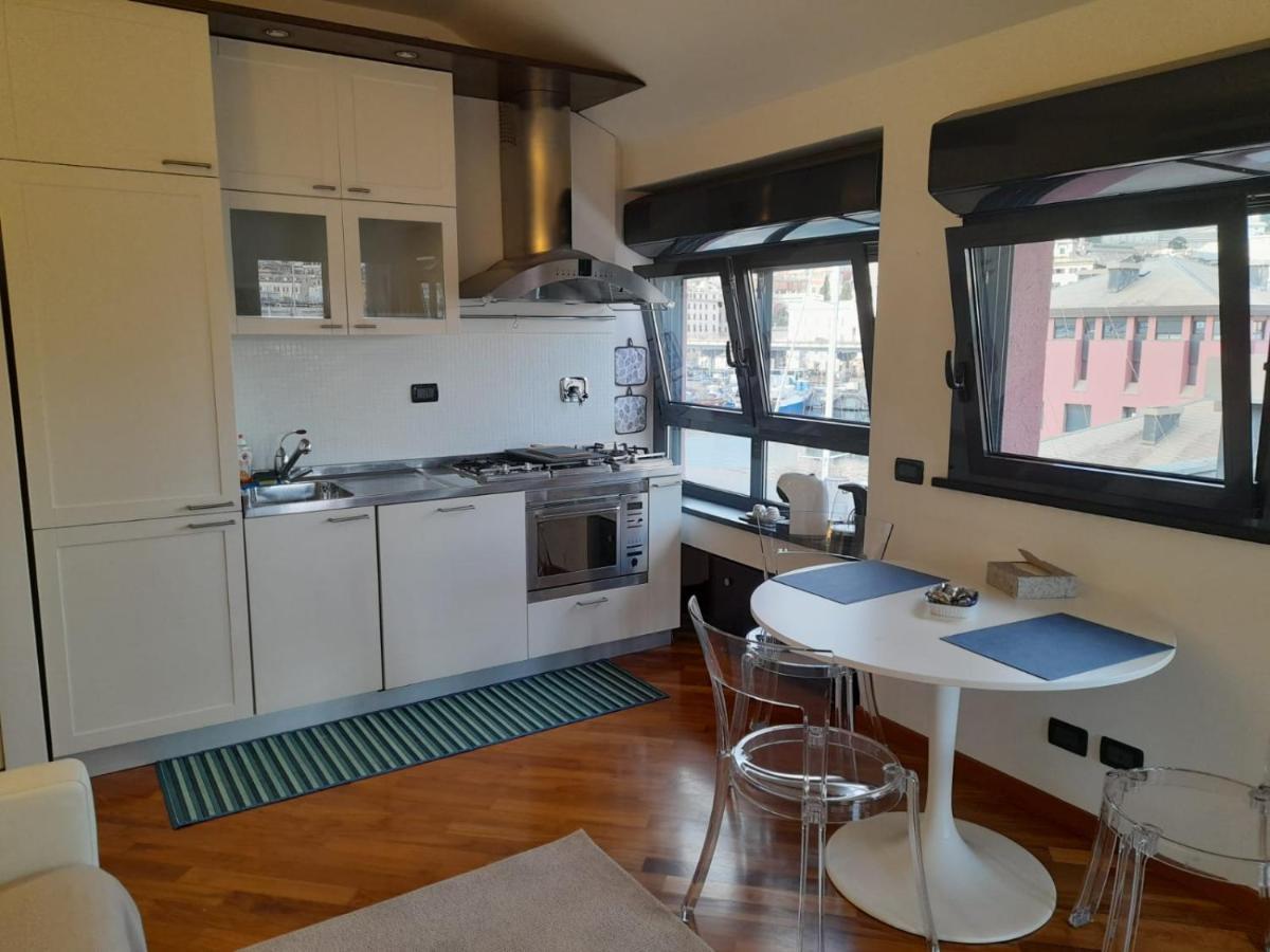 Bilocale Vista Mare Con Terrazzo-porto Antico- Parcheggio Scontato Appartement Genua